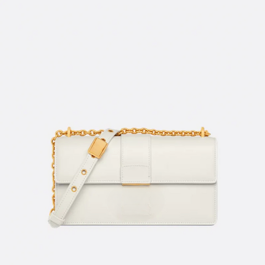 Schultertasche mit Kette